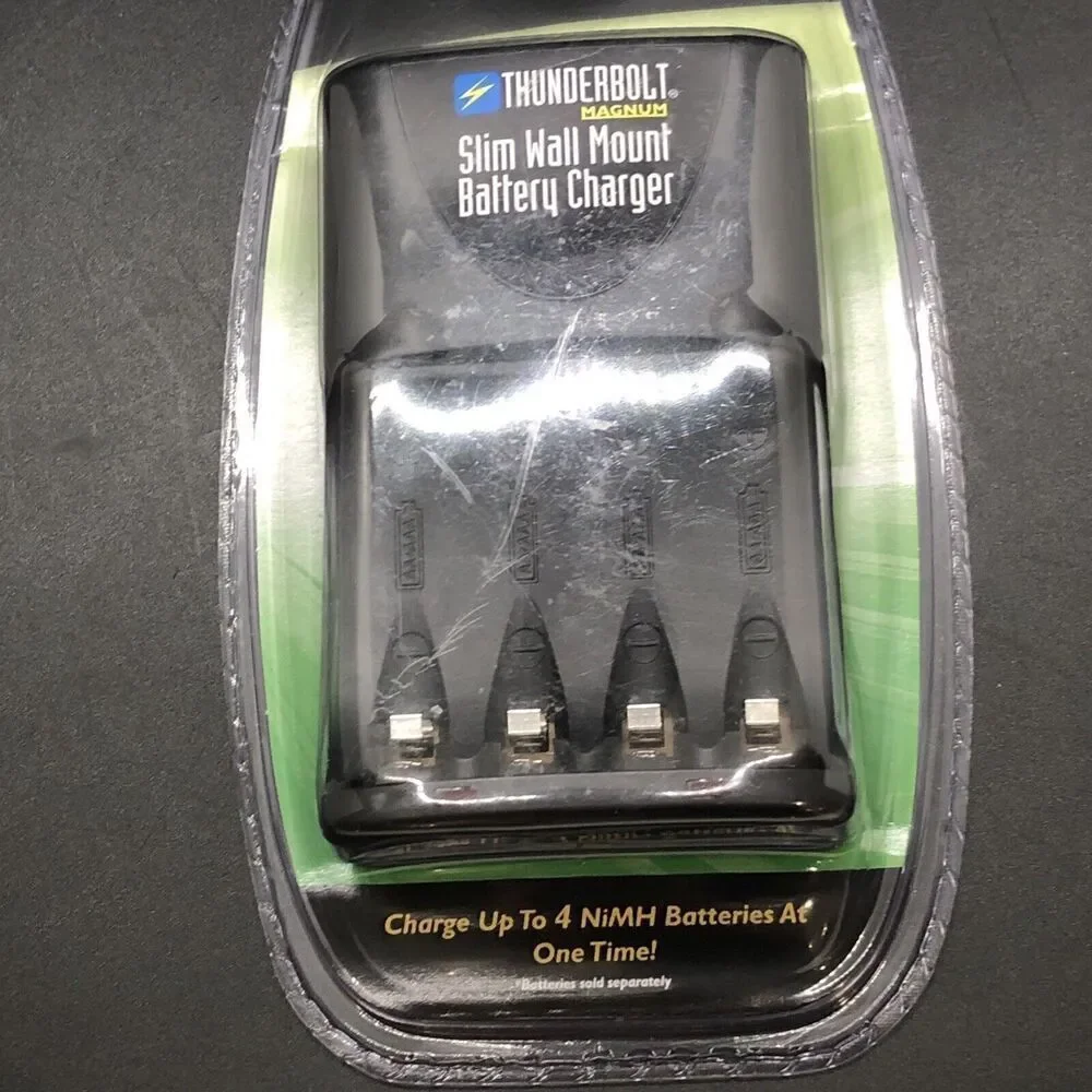 THUNDERBOLT Magnum Slim Wall Mount AA/AAA Battery Charger NEW —4 NiMH At 1 Time